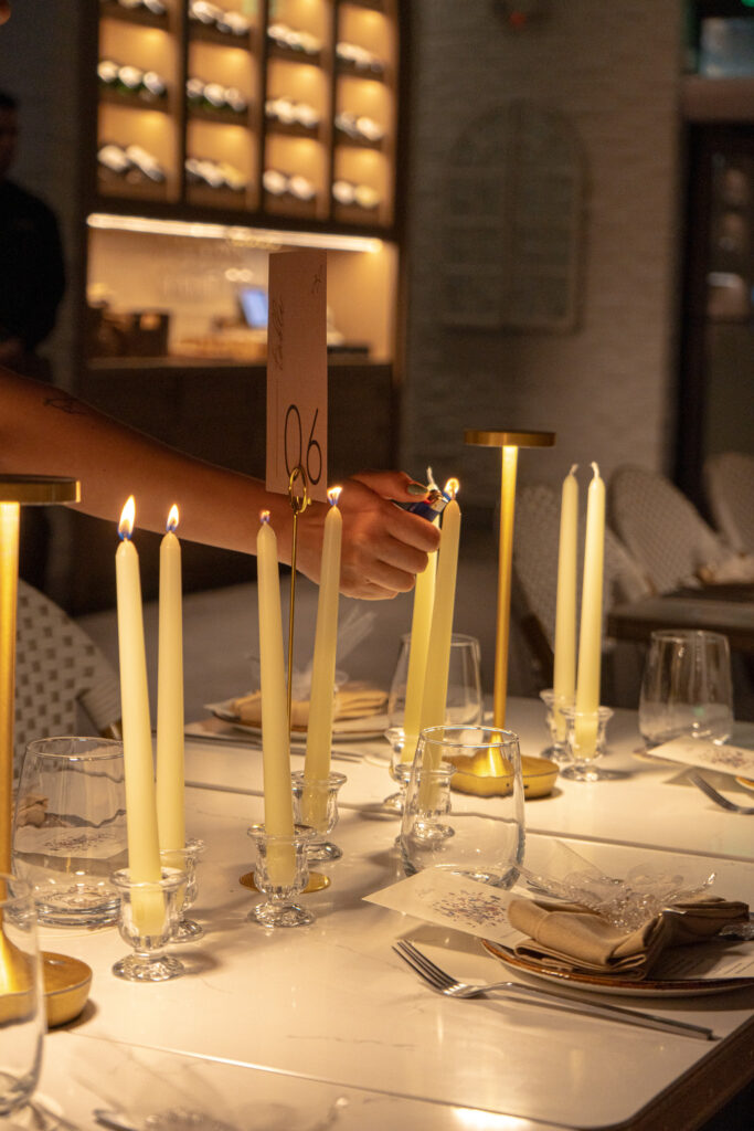 Table setup at Aventura